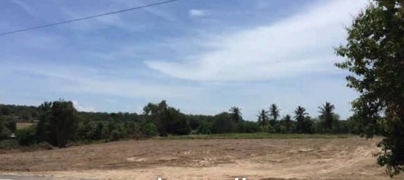 Commercial property in Sattahip, Thailand No. 16215 3