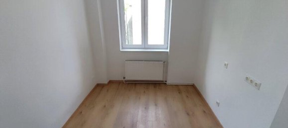 2 rooms Apartment in Ottakring, Austria No. 164393 2