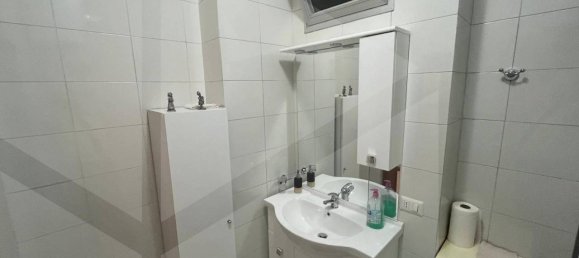 3 rooms Apartment in Bari, Italy No. 26393 15