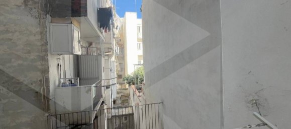 3 rooms Apartment in Bari, Italy No. 26393 23
