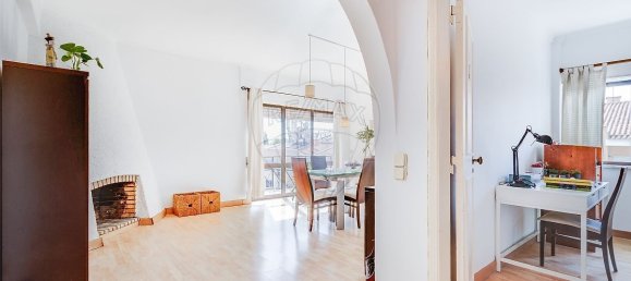 2 Schlafzimmer Doppelhaus in Cascais, Portugal, Nr. 348925 7