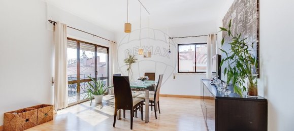 2 Schlafzimmer Doppelhaus in Cascais, Portugal, Nr. 348925 8