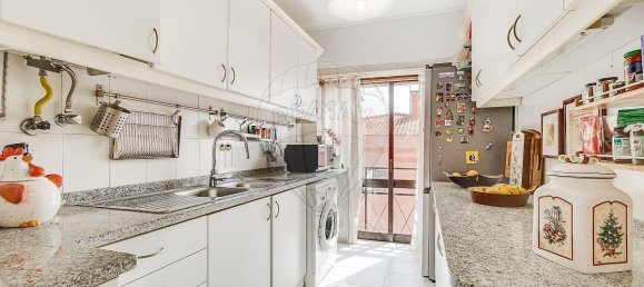 2 Schlafzimmer Doppelhaus in Cascais, Portugal, Nr. 348925 13