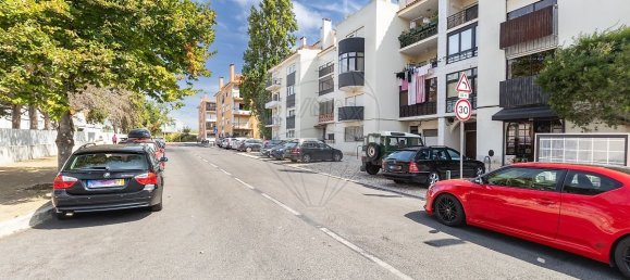 2 Schlafzimmer Doppelhaus in Cascais, Portugal, Nr. 348925 37