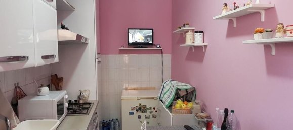 Дом с 6 комнатами в Каронно Варезино, Италия № 154743 10