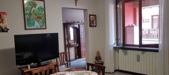 Дом с 6 комнатами в Каронно Варезино, Италия № 154743 8