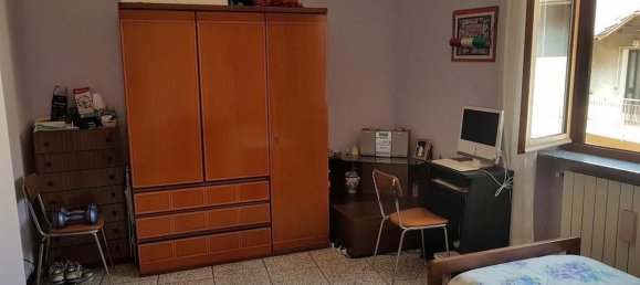 Дом с 6 комнатами в Каронно Варезино, Италия № 154743 18