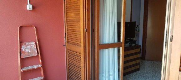 Дом с 6 комнатами в Каронно Варезино, Италия № 154743 16