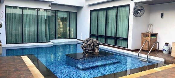 7 bedrooms Cafe / restaurant in Bangkok, Thailand No. 7114 18