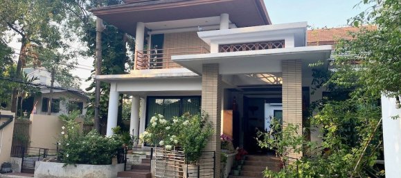 7 bedrooms Cafe / restaurant in Bangkok, Thailand No. 7114 4