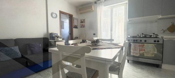 4 rooms Apartment in Andria, Italy No. 14909 3