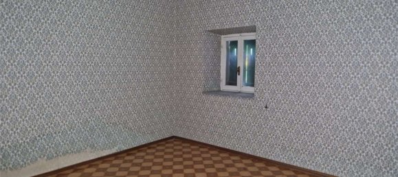 5 rooms House in Suno, Italy No. 111000 6