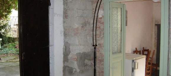 3 bedrooms House in Alessandria, Italy No. 355518 9