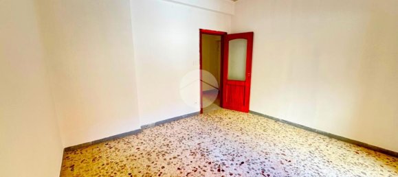 Apartamento de 2 dormitorios en Torre del Greco, Italy No. 310049 24