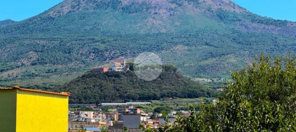 Apartamento de 2 dormitorios en Torre del Greco, Italy No. 310049 12