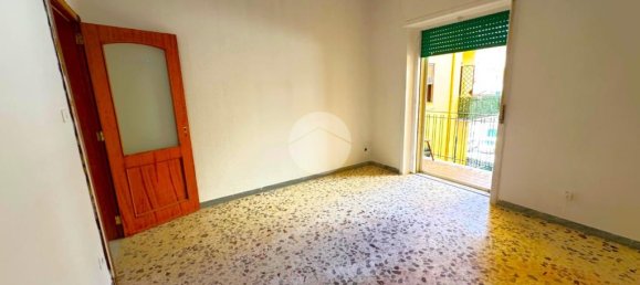Apartamento de 2 dormitorios en Torre del Greco, Italy No. 310049 22