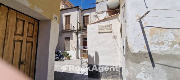 1 bedroom Apartment in Catanzaro, Italy No. 272271 21