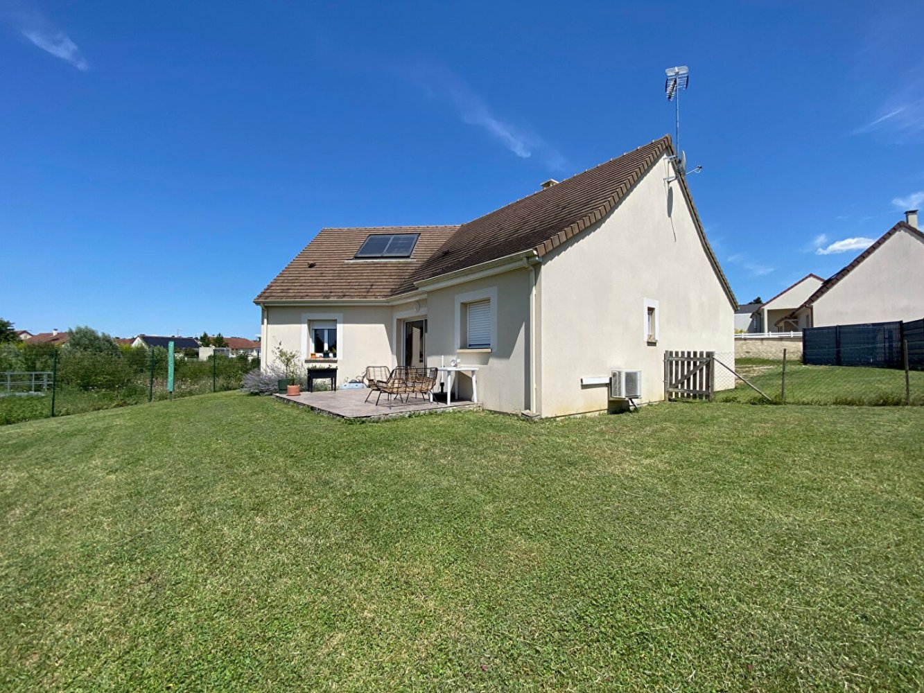 3 Schlafzimmer Haus in Bourges, France, Nr. 93632