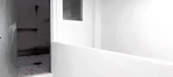 98m² Commercial property in Zaragoza, Spain No. 64472 6