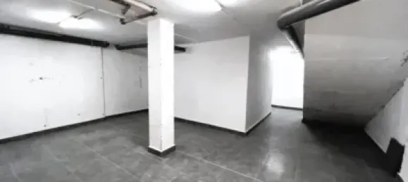 98m² Commercial property in Zaragoza, Spain No. 64472 14