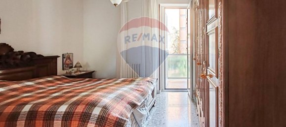 3 rooms Apartment in Bari, Italy No. 230959 4