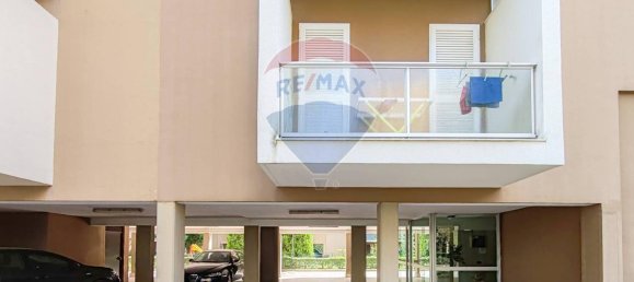 3 rooms Apartment in Bari, Italy No. 230959 16