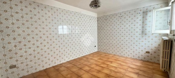 Дом с 6 спальнями в Альтамура, Италия № 322747 14