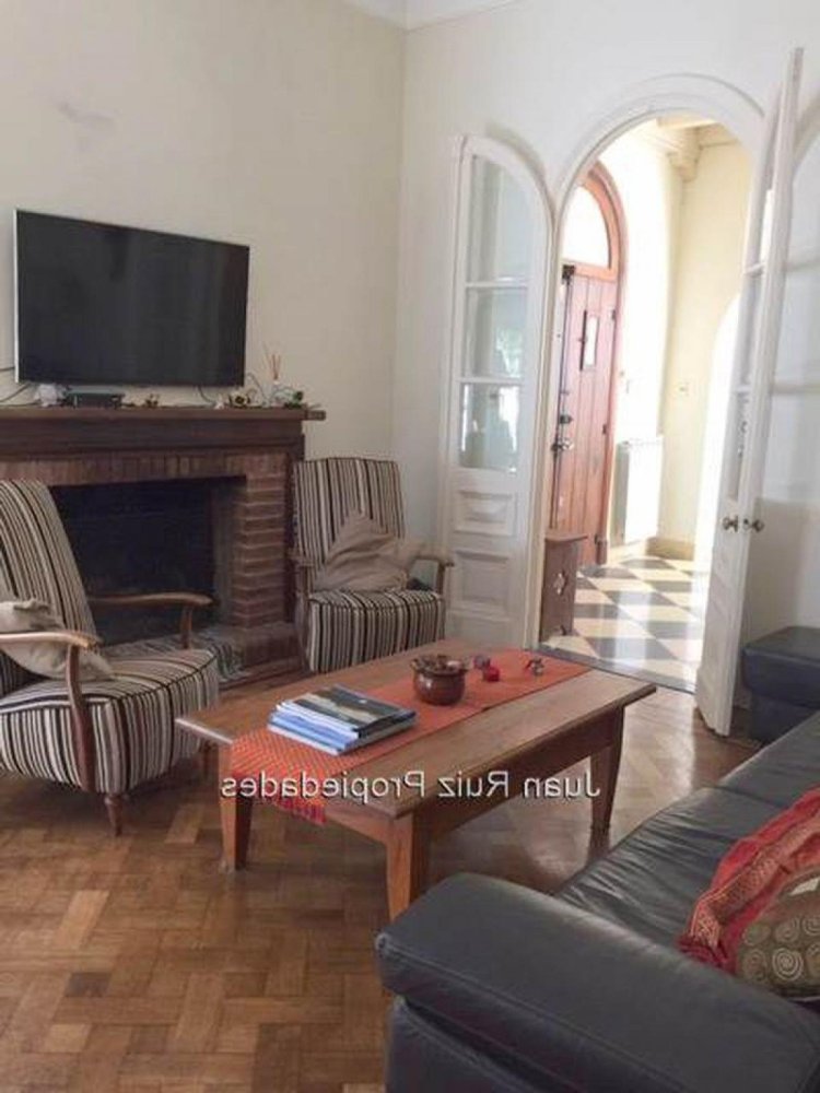 3 bedrooms House in Montevideo, Uruguay No. 3340