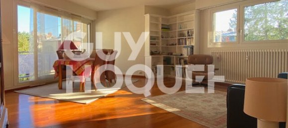 Apartamento de 2 dormitorios en Chartres, France No. 100446 2