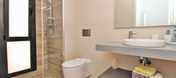 Дом с 3 спальнями в Аликанте, Испания № 137851 19