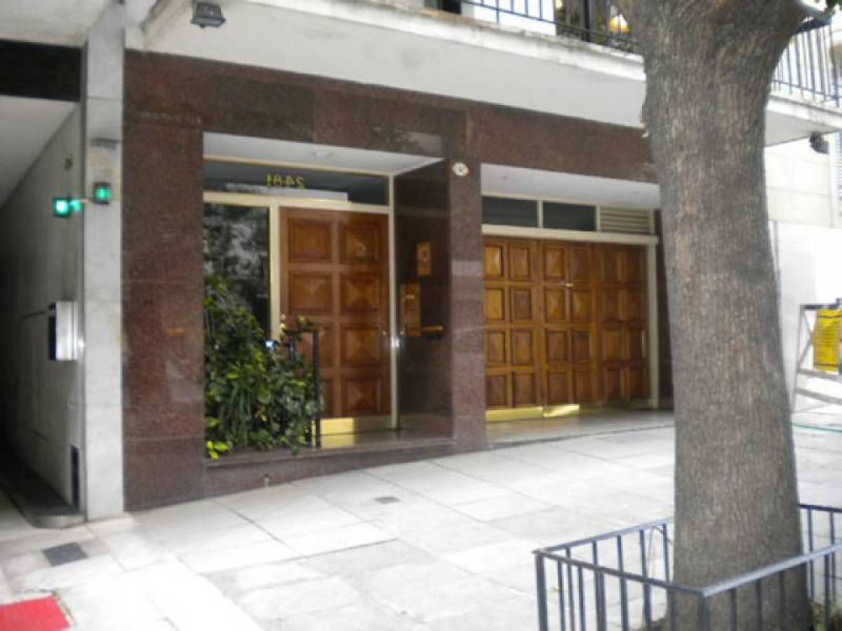 4 bedrooms Apartment in Buenos Aires, Argentina No. 102966