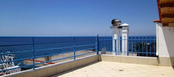 4 bedrooms Property in Thasos, Greece No. 7718 3