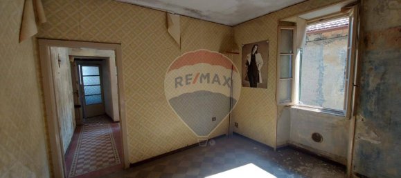 Квартира с 5 комнатами в Гавирате, Италия № 166595 4