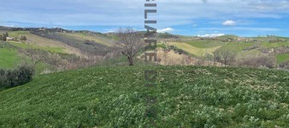 10 rooms House in Montefiore dell'Aso, Italy No. 41064 2