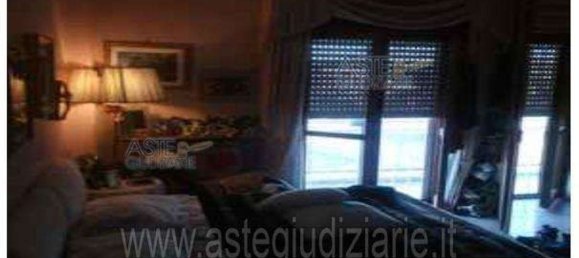 Apartamento de 5 divisões em Nettuno, Italy N.º 32473 32