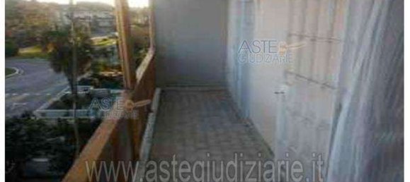 Apartamento de 5 divisões em Nettuno, Italy N.º 32473 9