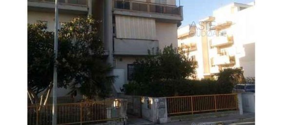 Apartamento de 5 divisões em Nettuno, Italy N.º 32473 35