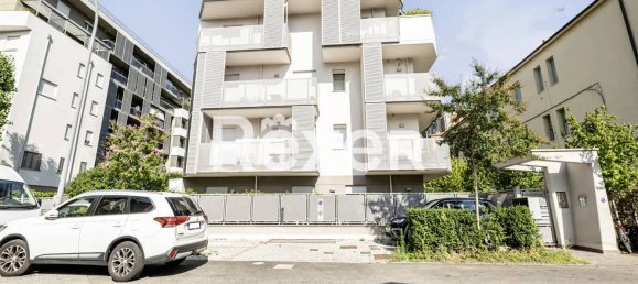 5 rooms Apartment in Bologna, Italy No. 267482 37