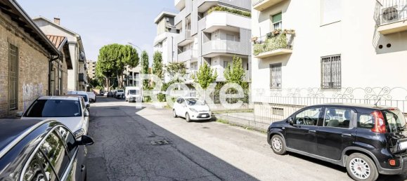 5 rooms Apartment in Bologna, Italy No. 267482 35