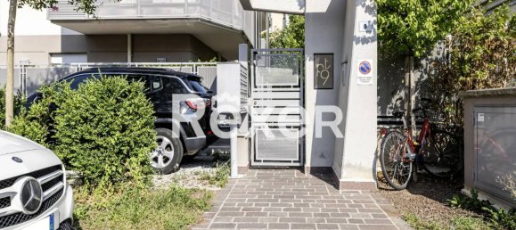 5 rooms Apartment in Bologna, Italy No. 267482 3