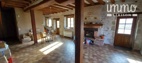 Casa de 2 dormitorios en Vineuil, France No. 42345 2