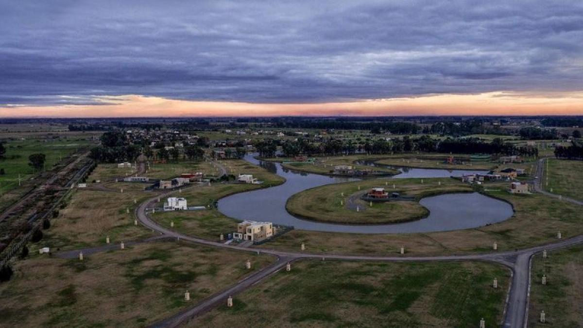  Land in San Vicente, Argentina No. 111234