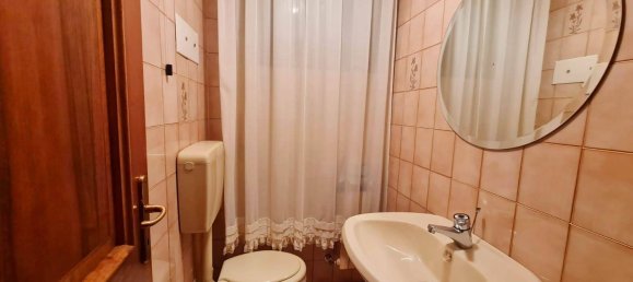 7 rooms House in Eraclea, Italy No. 74747 8