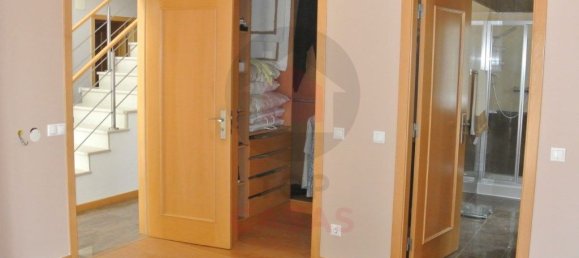 4 bedrooms House in Caldas da Rainha, Portugal No. 139386 8