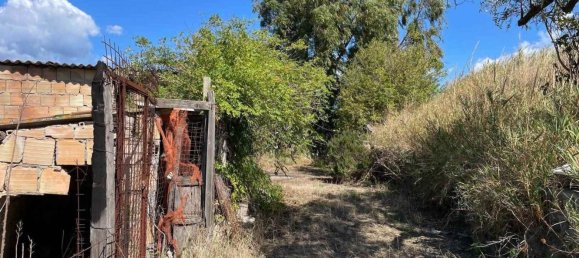 Terreno en Catanzaro, Italy 8201 m² No. 12566 10