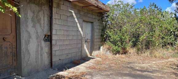 Terreno en Catanzaro, Italy 8201 m² No. 12566 11
