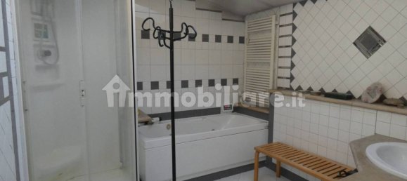 4 bedrooms Duplex in Turin, Italy No. 49757 20