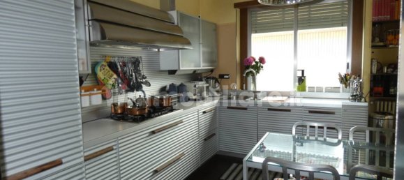 4 bedrooms Duplex in Turin, Italy No. 49757 8