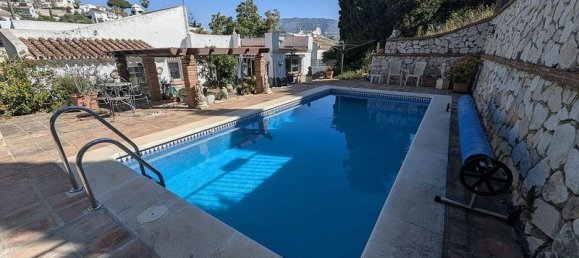 3 bedrooms House in Mijas, Spain No. 180196 3