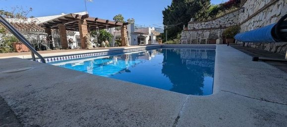 3 bedrooms House in Mijas, Spain No. 180196 2